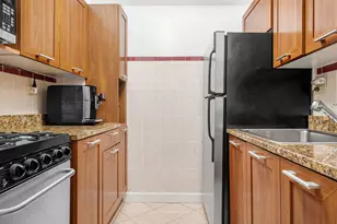 166 E 61st St, New York City, NY 10065 - Photo 6
