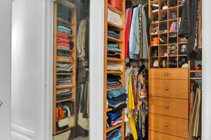 424 E 52nd St, New York, NY 10022 - Photo 6