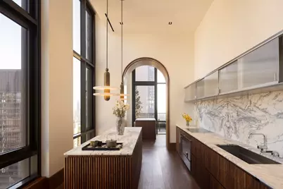 135 E 47th Street #6A, New York, NY 10017 - Photo 12