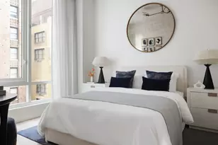 135 E 47th St, New York, NY 10017 - Photo 4