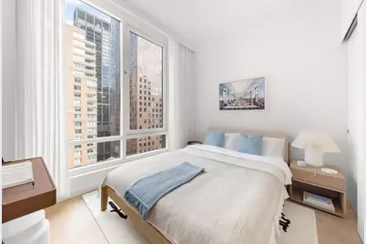 135 E 47th Street #21D, New York, NY 10017 - Photo 4