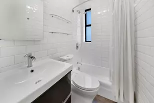 246 E 51st St, New York, NY 10022 - Photo 2