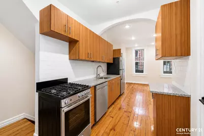 155 W 9th Street, New York City, NY 11231 - Photo 2