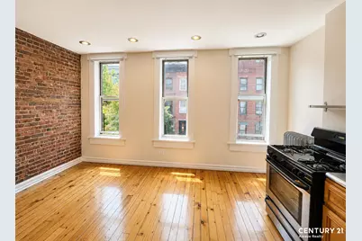155 W 9th Street, New York City, NY 11231 - Photo 16