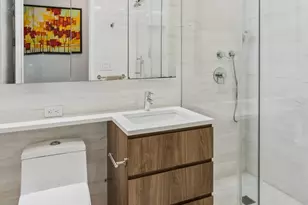 350 E 82nd St, New York City, NY 10028 - Photo 8