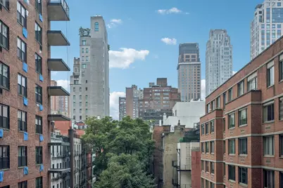 350 E 82nd Street #5V, New York City, NY 10028 - Photo 4
