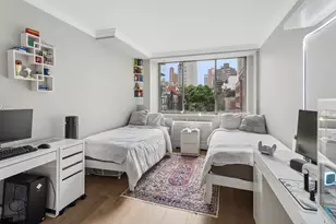 350 E 82nd St, New York, NY 10028 - Photo 6