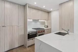 350 E 82nd St, New York City, NY 10028 - Photo 1