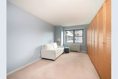 150 E 69th Street #16P, New York City, NY 10021 - Photo 8