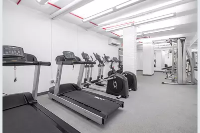 255 W 14th Street #5A, New York, NY 10011 - Photo 8