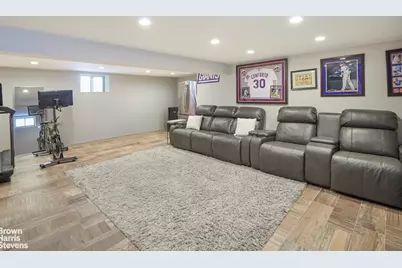 542 Beach 129th Street, Rockaway Park, NY 11694 - Photo 24