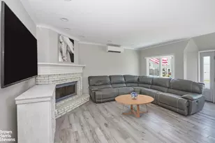 5-42 Beach 129th St, Rockaway Park, NY 11694 - Photo 16