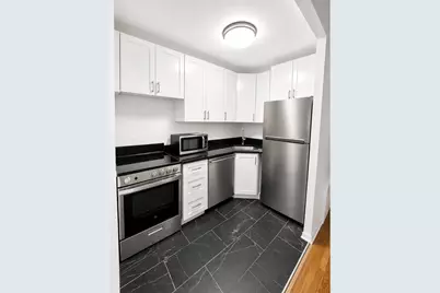 314 W 52nd Street #3, New York, NY 10019 - Photo 4