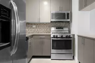 330 E 39th St, New York City, NY 10016 - Photo 10