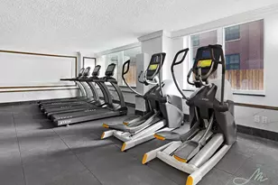 330 E 39th St, New York City, NY 10016 - Photo 12