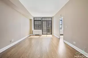 330 E 39th St, New York City, NY 10016 - Photo 4