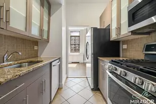 330 E 39th St, New York City, NY 10016 - Photo 10