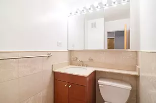 330 E 39th St, New York City, NY 10016 - Photo 12