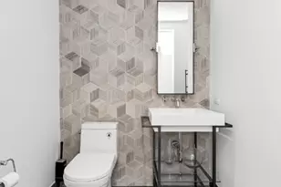 202 Broome St, New York City, NY 10013 - Photo 24
