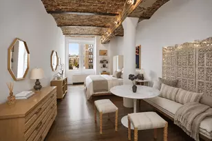 9 Barrow St, New York City, NY 10014 - Photo 2