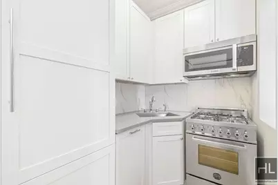 252 W 76th Street #5C, New York, NY 10023 - Photo 2