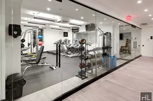 252 W 76th St, New York, NY 10023 - Photo 8