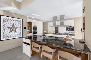 157 W 57th St, New York City, NY 10019 - Photo 12