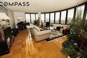 330 E 38th St, New York City, NY 10016 - Photo 6