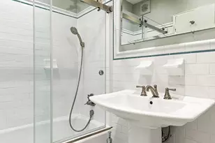 616 E 18th St, New York City, NY 11226 - Photo 6