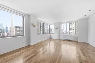 2 Columbus Ave, New York City, NY 10023 - Photo 4