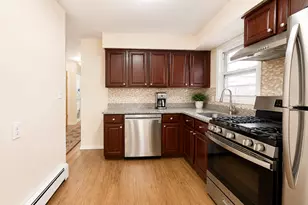 70-69 Walnut St, Forest Hills, NY 11375 - Photo 8