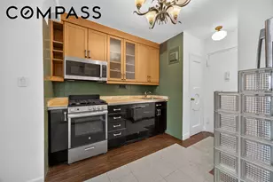60 E 9th St, New York City, NY 10003 - Photo 4