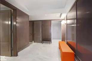 21 E 61st St, New York City, NY 10065 - Photo 6