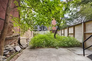 324 E 18th St, New York City, NY 10003 - Photo 4