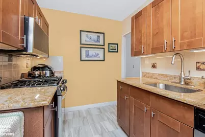 1020 Grand Concourse #11J, New York City, NY 10451 - Photo 16