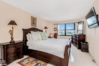 1020 Grand Concourse #11J, New York City, NY 10451 - Photo 8