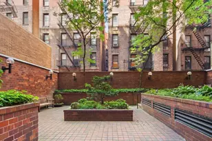 233 East 86th St, New York City, NY 10028 - Photo 12