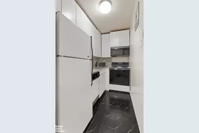 399 E 72nd Street #14D, New York City, NY 10021 - Photo 4