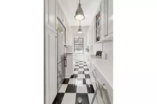 308 E 79th St, New York, NY 10075 - Photo 4