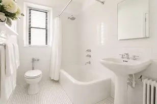 308 E 79th St, New York, NY 10075 - Photo 6