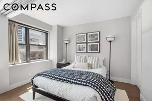166 E 61st St, New York, NY 10065 - Photo 8