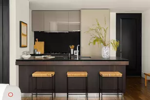 155 W 18th St, New York City, NY 10011 - Photo 4