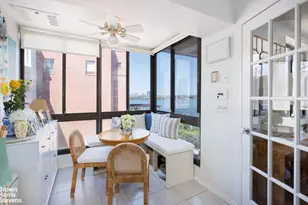 366 W 11th St, New York City, NY 10014 - Photo 8