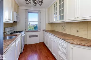 3135 Johnson Ave, Bronx, NY 10463 - Photo 2