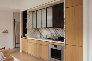 135 E 47th St, New York, NY 10017 - Photo 2