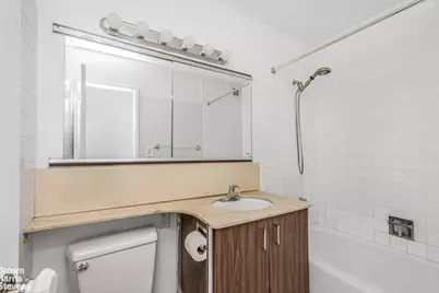 3333 Henry Hudson Parkway #22C, Bronx, NY 10463 - Photo 6