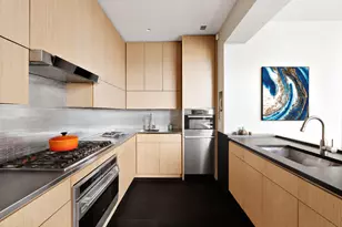 200 E 65th St, New York City, NY 10065 - Photo 12