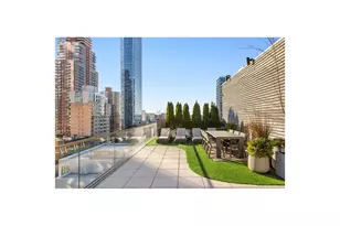 505 W 43rd St, New York City, NY 10036 - Photo 6