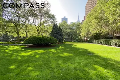 300 E 33rd Street #21F, New York City, NY 10016 - Photo 12