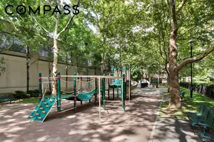 300 E 33rd St, New York City, NY 10016 - Photo 14